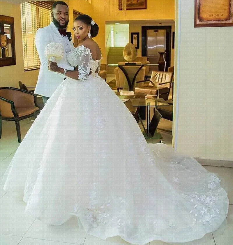New African Ball Gown Wedding Dress 2025 Customized Off the Shoulder Elegant Lace Wedding Gown