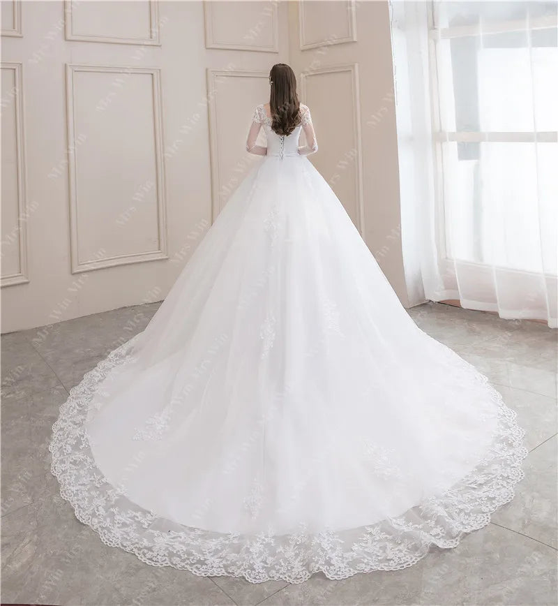 Best Selling 2024 Long Sleeve V Neck Lace Wedding Dress 2025 Vintage Bride Bridal Ball Gown Modest Wedding Dresses Customized
