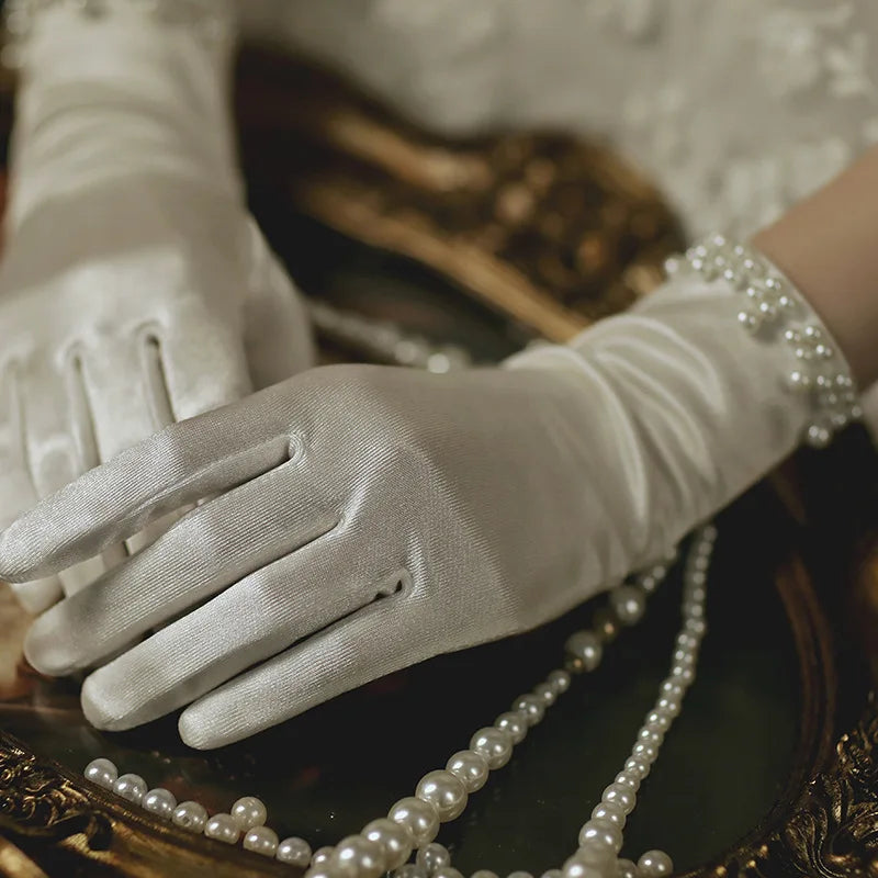 New Arrival Ivory Bridal gloves Cheap Wedding accessories Gant mariage femme Novia Bride Wedding gloves Beaded Pearls