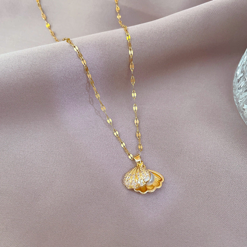Necklace With Rhinestones
