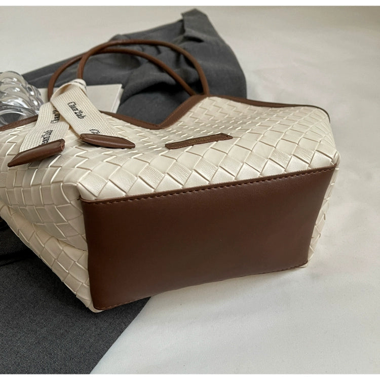 Fancy Western Style Large Capacity Bag Female 2024 New Arrival Autumn Springtide Flow Woven Shoulder Bag Commuter Tote