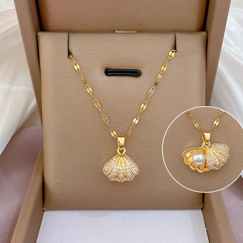 Necklace With Rhinestones