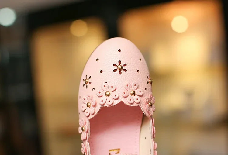 Kids Toddler Girls White Shoes for Wedding Party Fashion Princess Soft Bottom Leather Shoes Children Big Girls Flower Flats