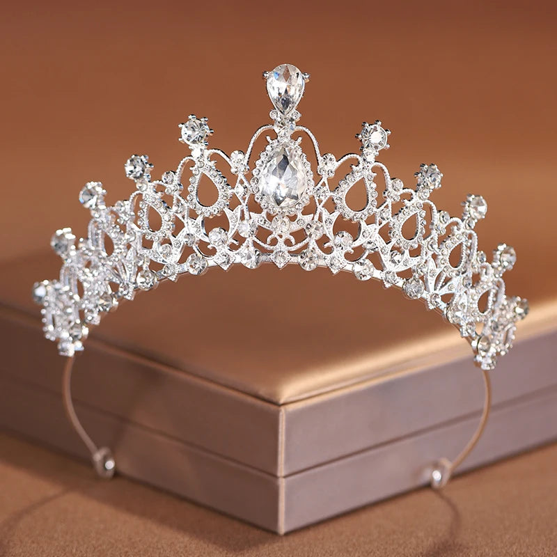 Itacazzo bridal headwear crown, classic Tiras suitable for women's weddings and birthday parties