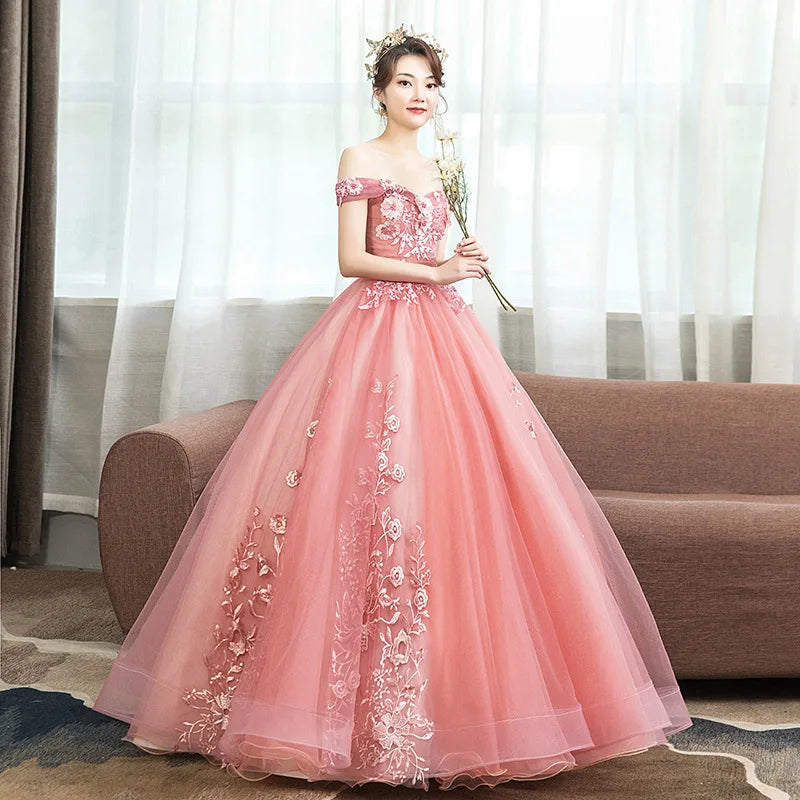Luxury 15 Quinceanera Dresses Ball Gown Puffy Long Lace Appliques Prom Dress Customized Student Show Graduation Host Party Dress