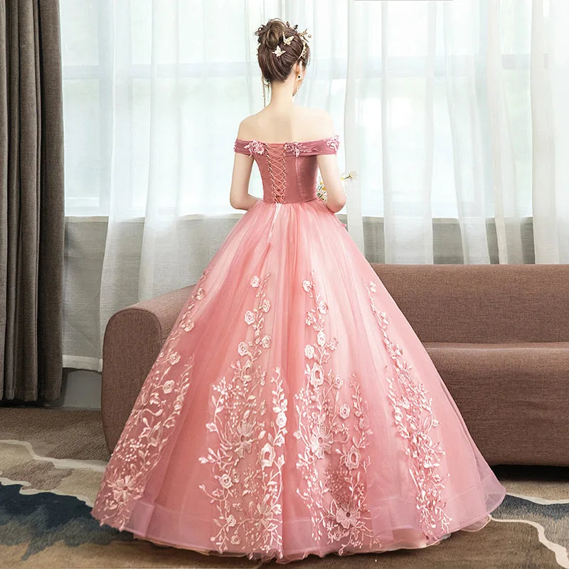 Luxury 15 Quinceanera Dresses Ball Gown Puffy Long Lace Appliques Prom Dress Customized Student Show Graduation Host Party Dress