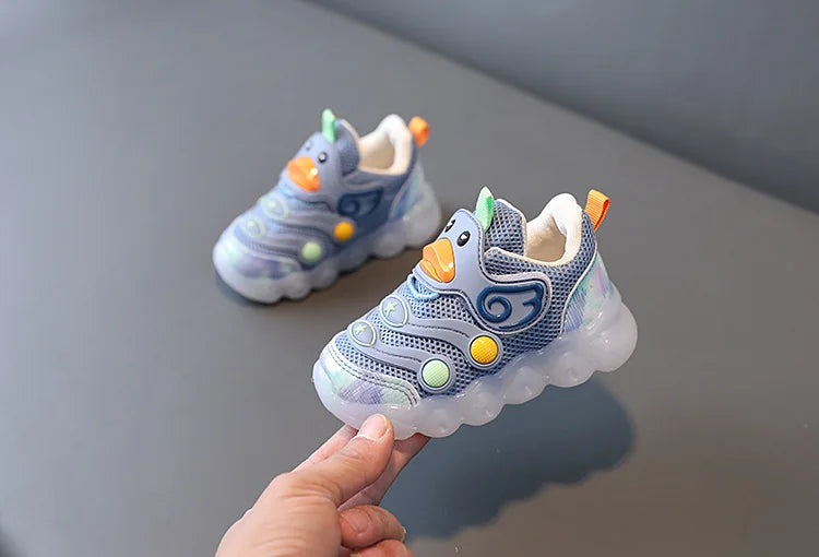 Baby Shoes with Lights on Women New Breathable Mesh Soft Soled Baby Walking Shoes Children Sports Luminescent Shoes Boy Newborn