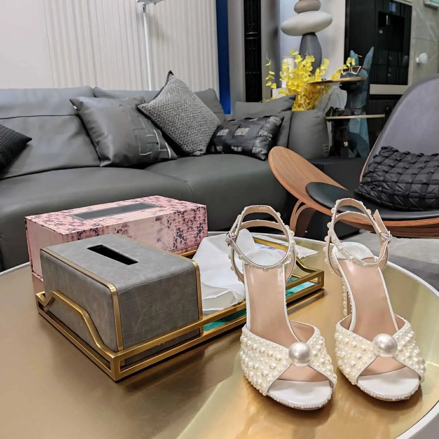 Summer Sandals Classic Women Shoes Round Toe High Heels Pearl Decor Genuine Leather Buckle Strap Women Sandals Sapato Feminino