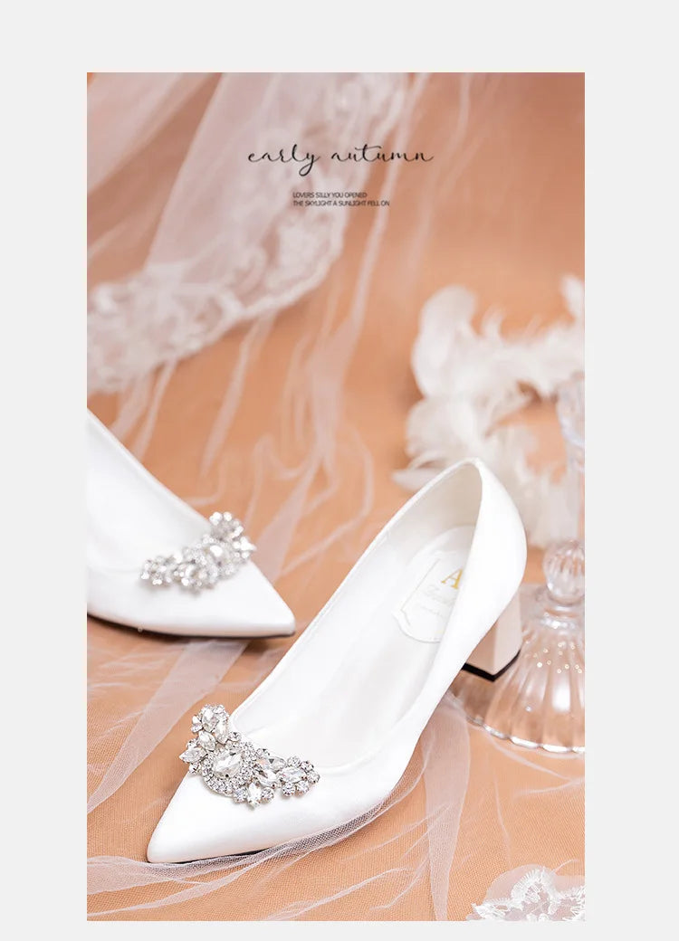 White Wedding Shoes Thick Heel Bridal Shoes Rhinestone Pointed Toe Mid-heel Large Size 41-43 Dress Shoes for Wedding Women Pumps
