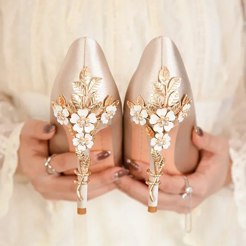 Women's Metal Flowers Stiletto High-heel Shoes Female Light Luxury Sexy Fashion Wedding Shoes Pointed Toe Satin Single Shoes
