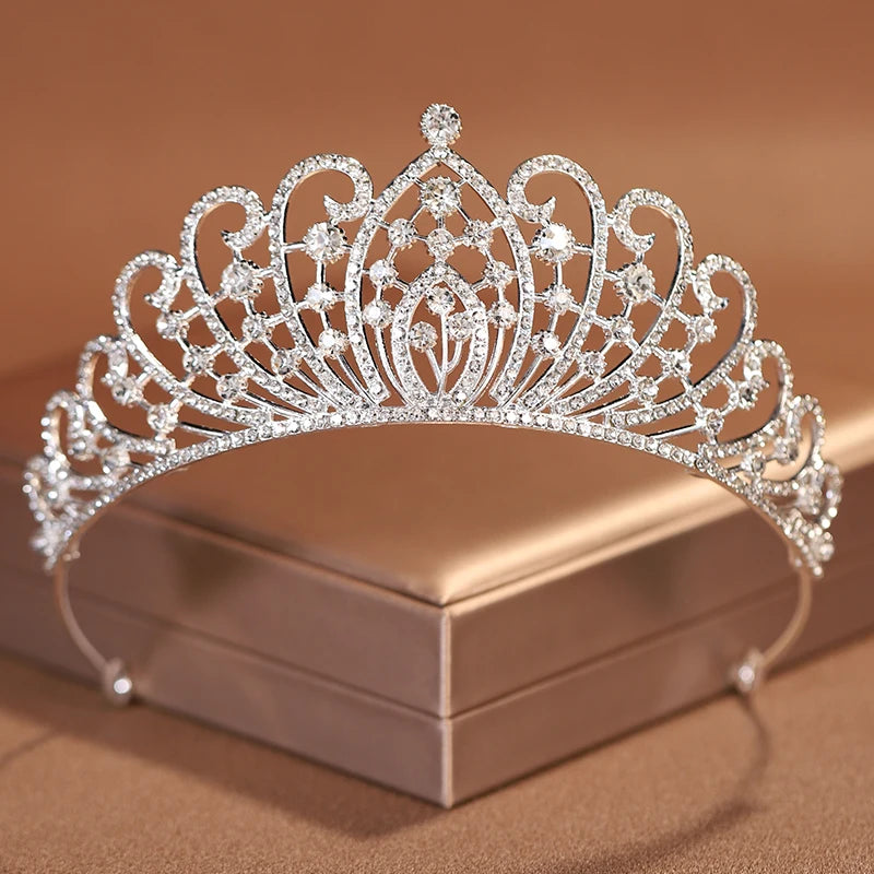 Itacazzo bridal headwear crown, classic Tiras suitable for women's weddings and birthday parties