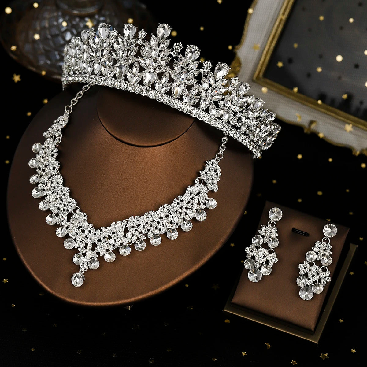 Bridal Wedding Elegant Headpieces Crystal Crown Tiara Classic Earrings & Necklace Set Jewelry Accessories Gifts for Friends