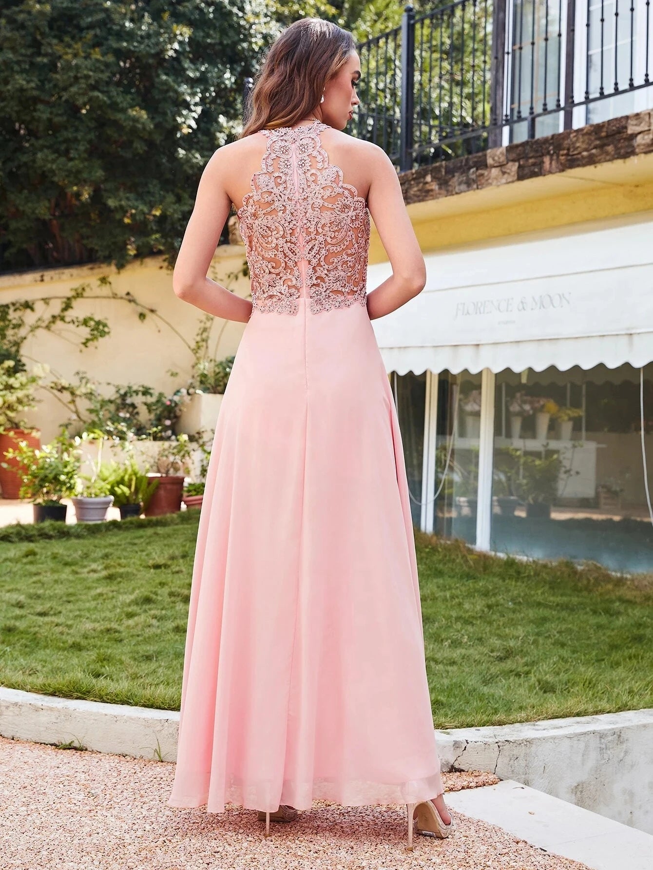 BABYONLINE Halter Neckline Lace Pearls Bodice Bridesmaid Dress Long Floor-length Skirt Chiffon Sexy Open Back Wedding Clothes