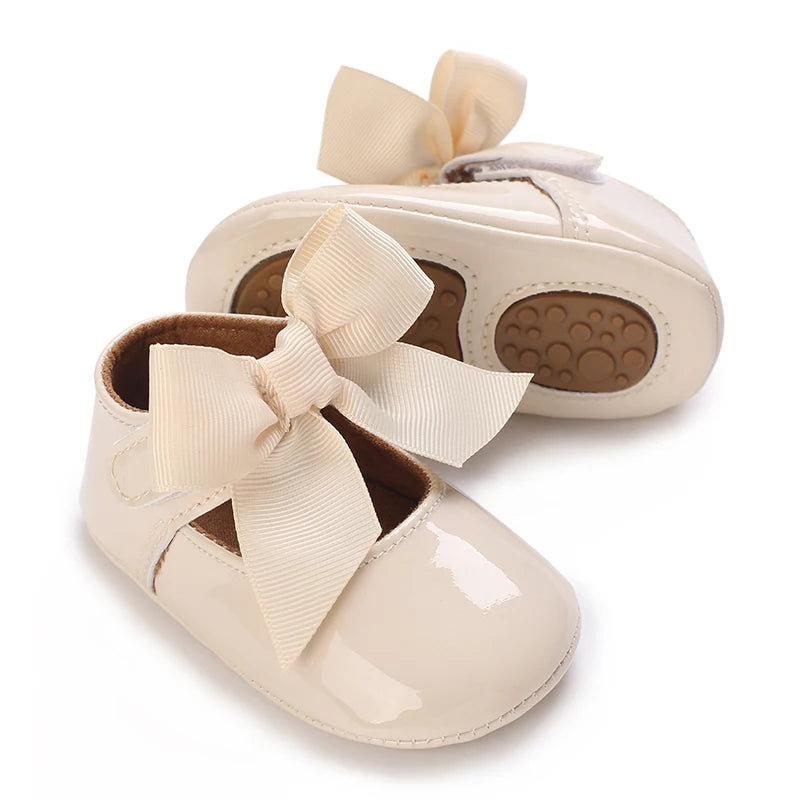 Cute White Lace Baby Girl Princess shoes Baby Moccasins Moccs Shoes Bow Fringe Rubber Soled Non-slip Footwear Crib Shoes