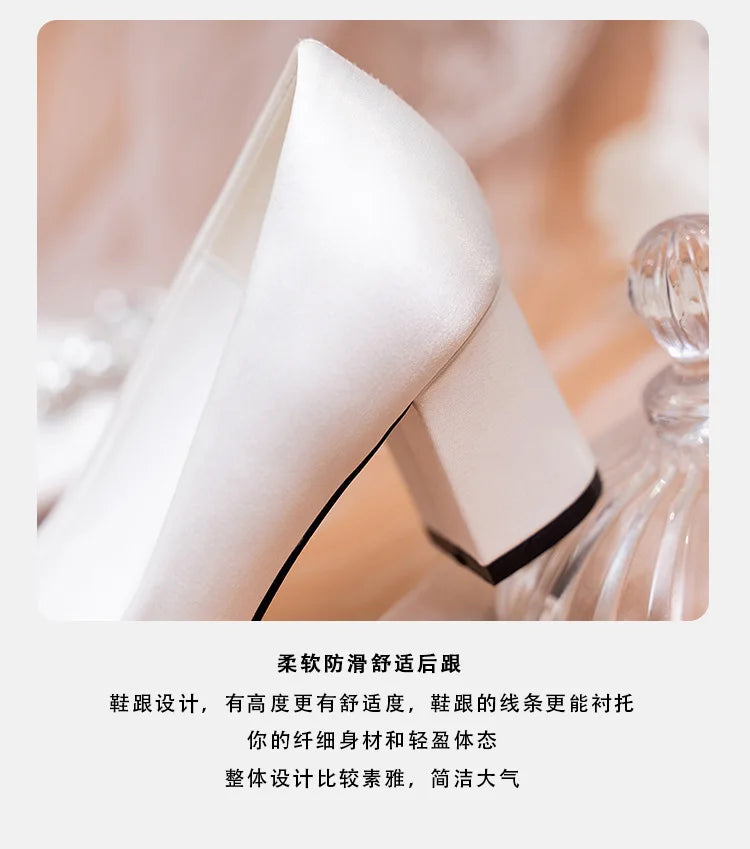 White Wedding Shoes Thick Heel Bridal Shoes Rhinestone Pointed Toe Mid-heel Large Size 41-43 Dress Shoes for Wedding Women Pumps