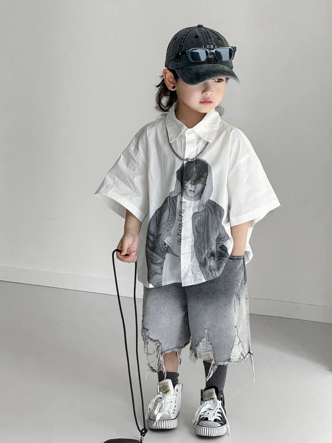 Boys' Sets Button Shirts Denim Shorts Two-piece Summer Suits 2025 New Korean Handsome Children's Street Hole Jeans Suits