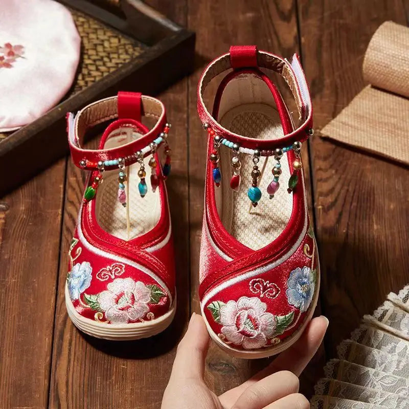 New Children's Ethnic Style Embroidered Canvas Shoes Non Slip Rubber Sole Linen Insole Breathable Hook Hanfu Shoes For Girls