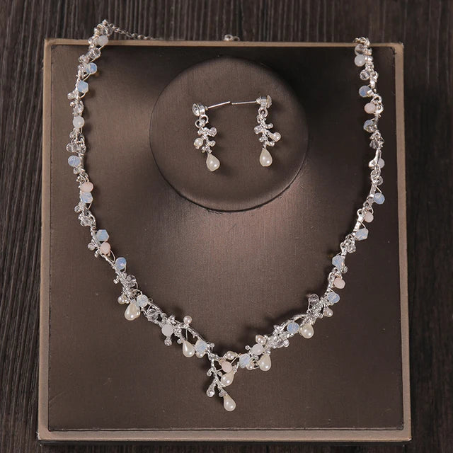 Luxury Crystal Beads Pearl Butterfly Costume Jewelry Sets Floral Rhinestone Choker Necklace Earrings Tiara Wedding Jewelry Set