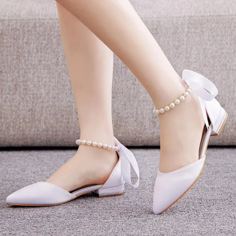 Wedding Shoes Bride Flat Heel Pointed Hollow Sandals Women White Satin Beaded Bride's Wedding Dress Shoes Sandalias De Mujer