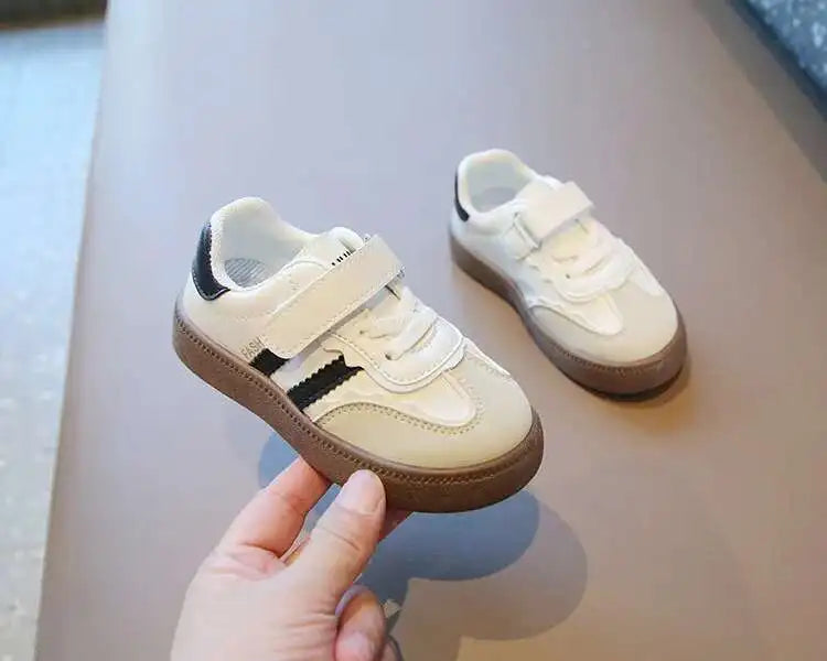 Spring Autumn Kids Sport Training Shoes Children Moral Training Fashion Sneakers Boys Girls Soft Soled Casual Shoes Skate Shoes