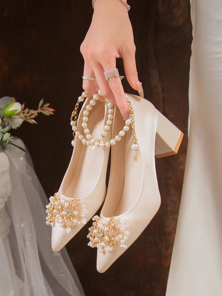 Wedding Shoes Female Footwear Bride Dress New Flower High Flat Floral Pumps Shoes Woman Flats Dress Wedding New Floral Pumps