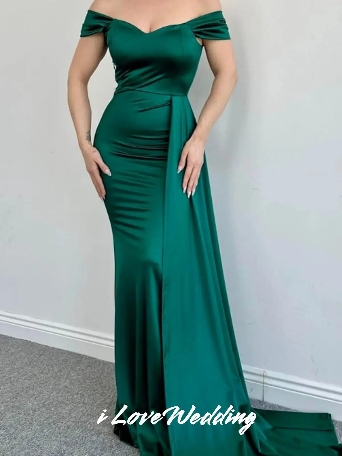Emerald Green V-Neck Bridesmaid Dresses off the Shoulder Satin Mermaid Side Long Ribbon Trailing Skirt Slim Fit 2025 Customized