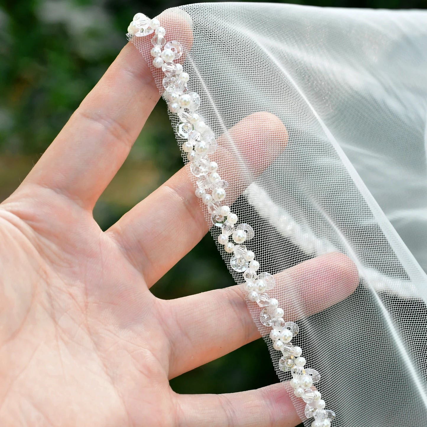 Luxury Cathedral Long Wedding Veil Crystal Organza Beaded Bridal Veil with Rhinestone Edge 1 Tier Soft Wedding Accessories G134