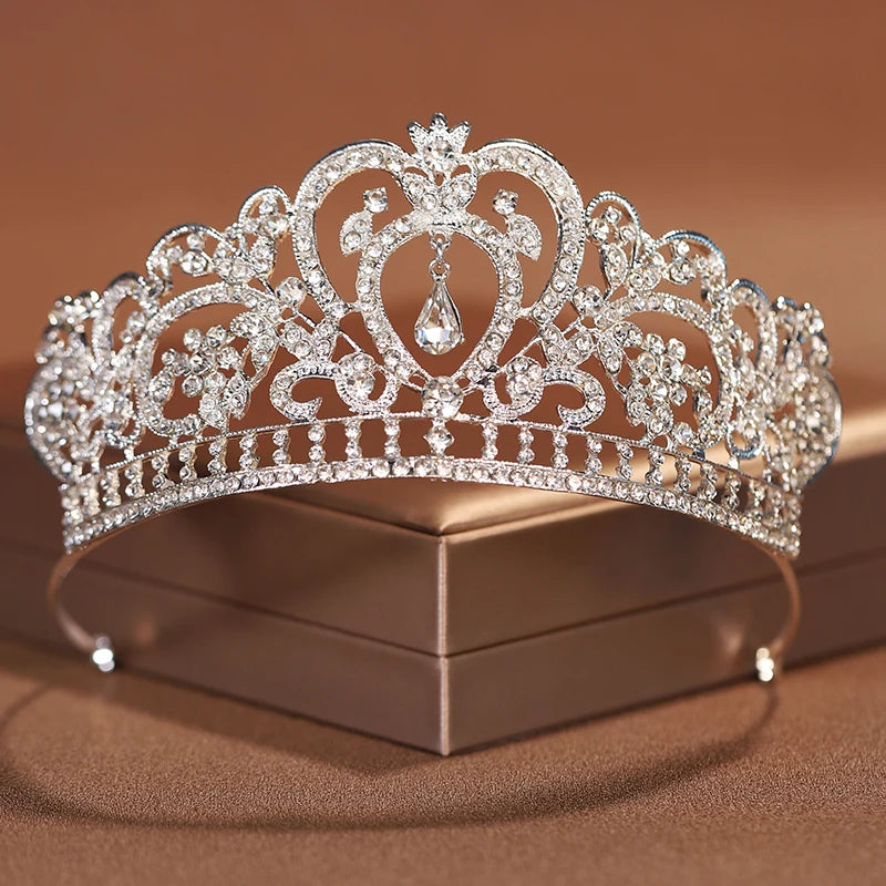 Itacazzo bridal headwear crown, classic Tiras suitable for women's weddings and birthday parties