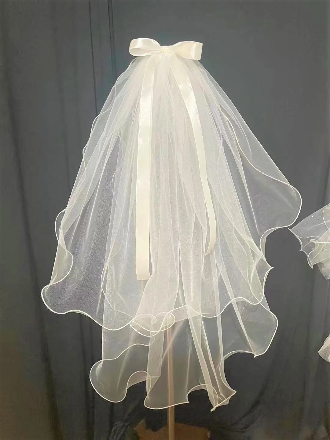 Short Wedding Veil With Comb Bow Pearls 2 Layers Simple Bridal Mariage Accessories 2024