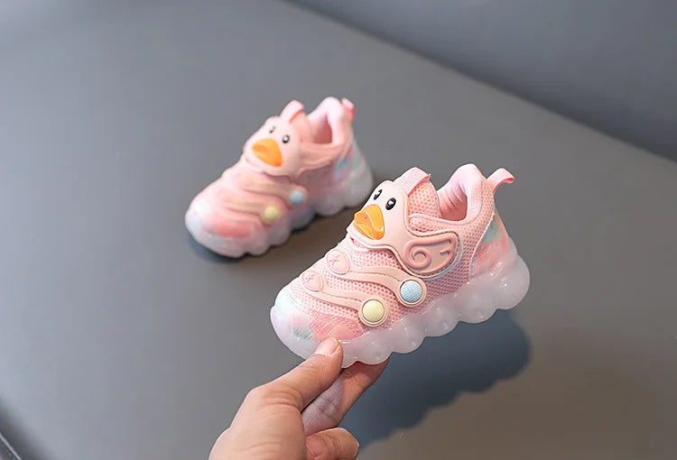 Baby Shoes with Lights on Women New Breathable Mesh Soft Soled Baby Walking Shoes Children Sports Luminescent Shoes Boy Newborn