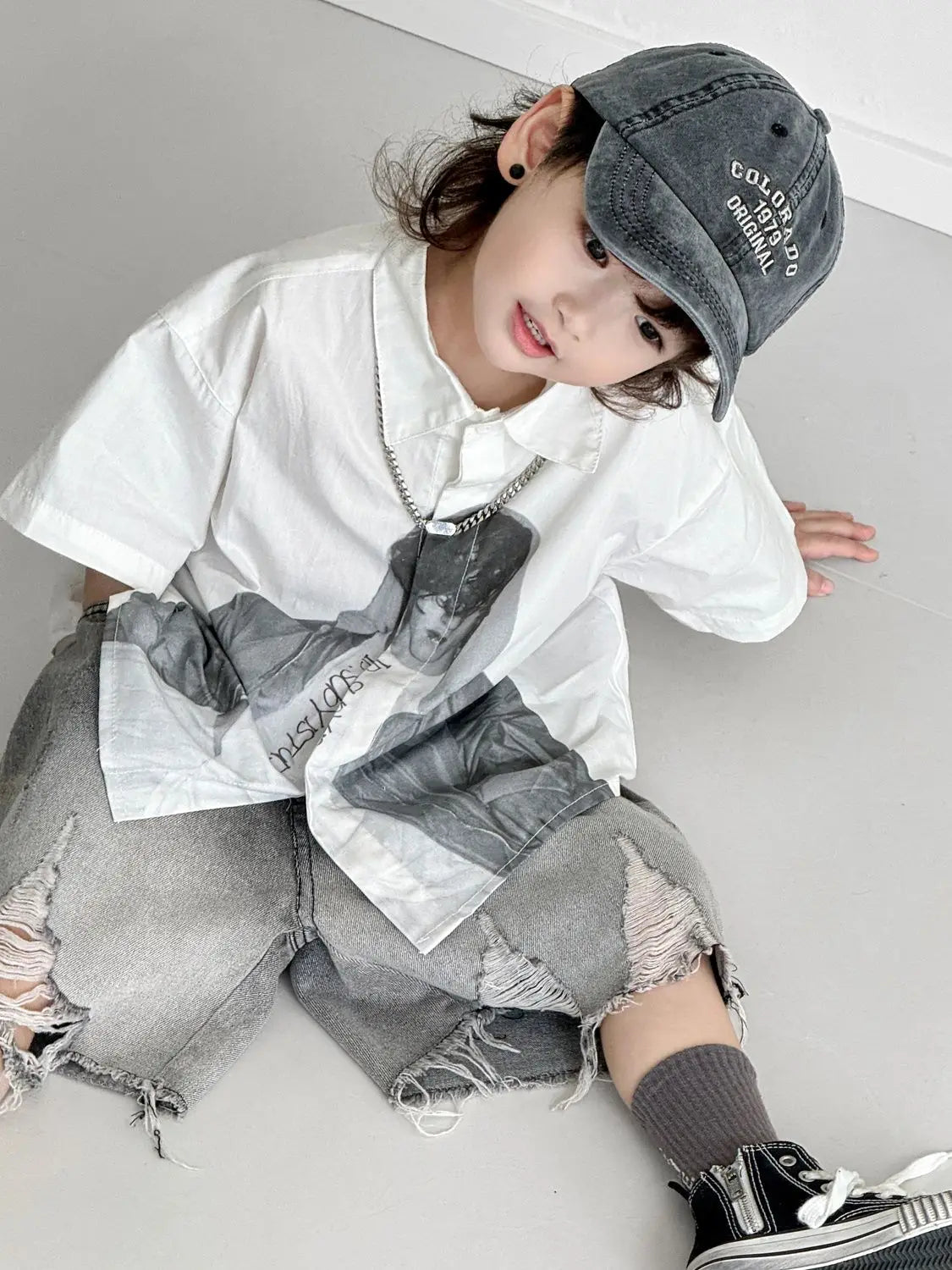 Boys' Sets Button Shirts Denim Shorts Two-piece Summer Suits 2025 New Korean Handsome Children's Street Hole Jeans Suits