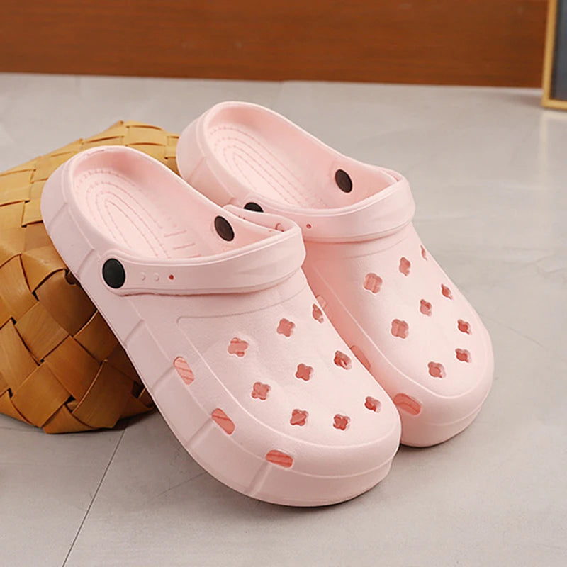 Summer New Women Slippers Sandals Men's Outdoor Casual Shoes Beach Slippers Soft Platform Cartoon Garden Shoes Clogs Slippers