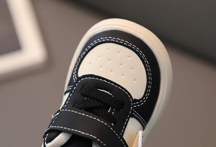 New Baby Shoes Spring Autumn Soft Soled Toddler Shoes Boys Sports Shoes Boys New White Shoes For Girls Breathable Non-slip