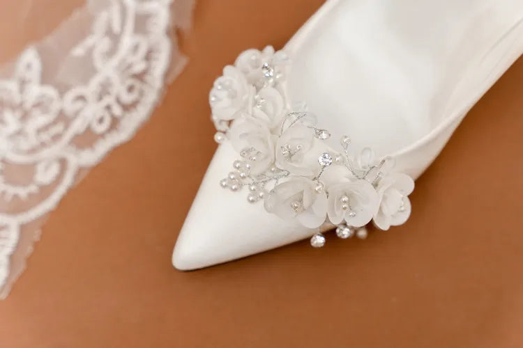 Wedding Shoes Women's 2024 Main Wedding Dress White High Heels Burgundy Xiuhe Bridal Shoes Mid Heel Plus Size Single Shoes