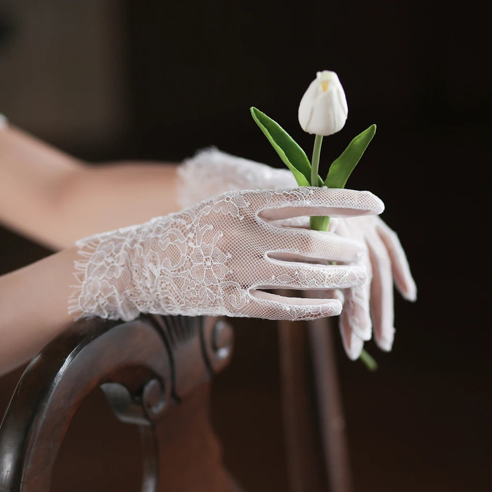 Wedding Date White Satin Lace Short Gloves Ladies Bride Accessories