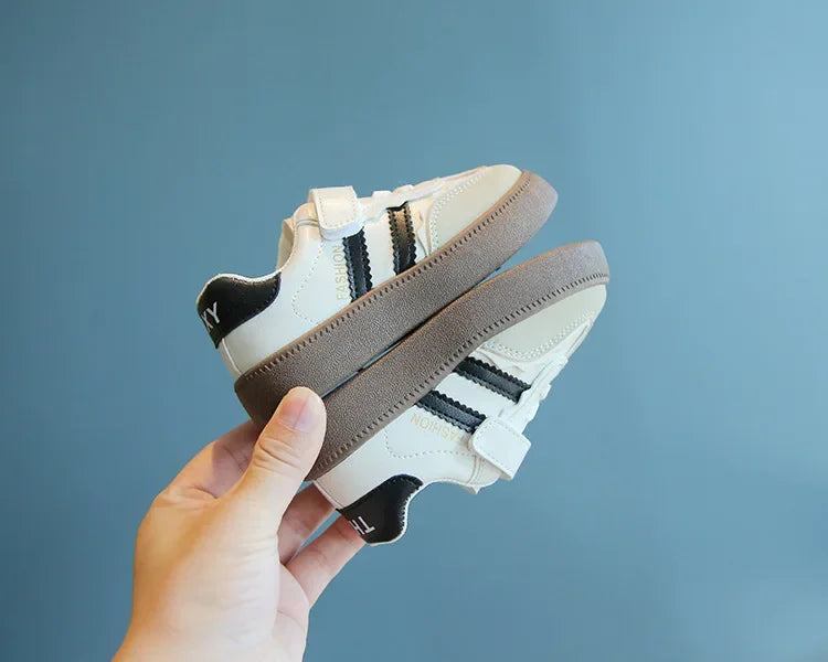 Children Spring Autumn Fashion Soft Soled German Training Shoes Boy Casual Board Shoes Girls Velcro Sneakers Striped White Shoes