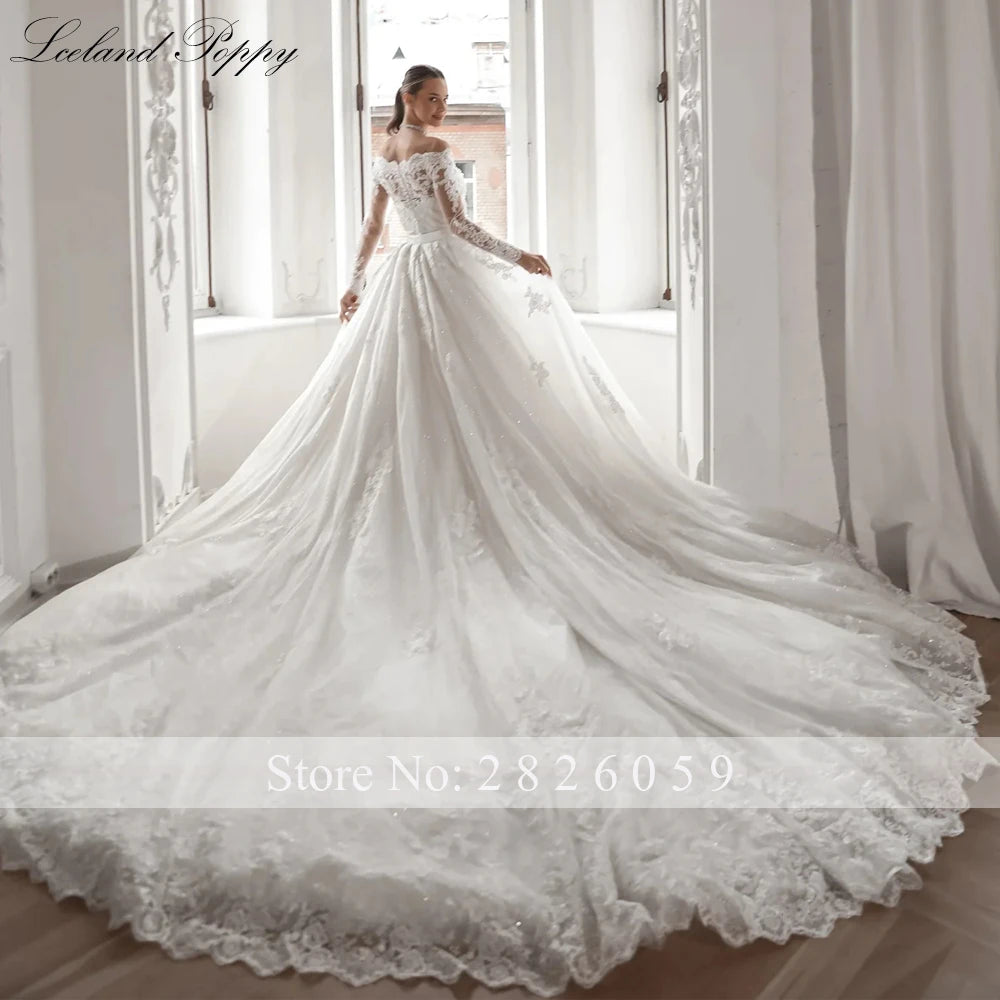 Lceland Poppy Customized Boat Neck Mermaid Lace Wedding Dresses Beaded Appliques Long Sleeves Bridal Gowns with Detachable Train