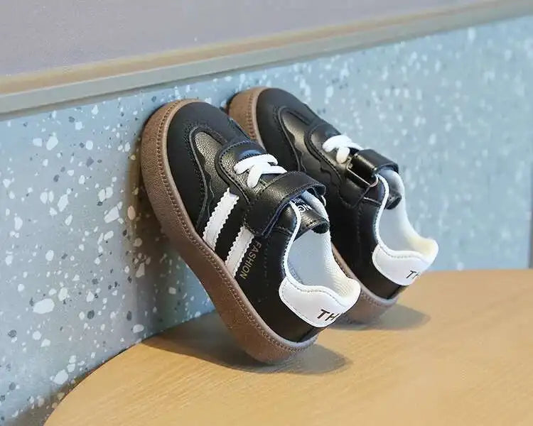 Spring Autumn Kids Sport Training Shoes Children Moral Training Fashion Sneakers Boys Girls Soft Soled Casual Shoes Skate Shoes