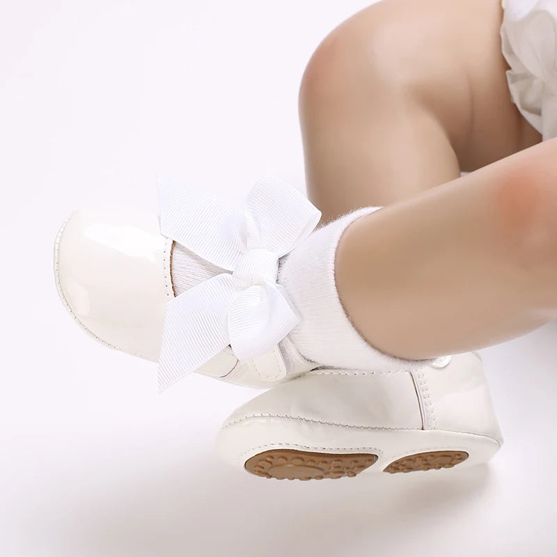 Cute White Lace Baby Girl Princess shoes Baby Moccasins Moccs Shoes Bow Fringe Rubber Soled Non-slip Footwear Crib Shoes