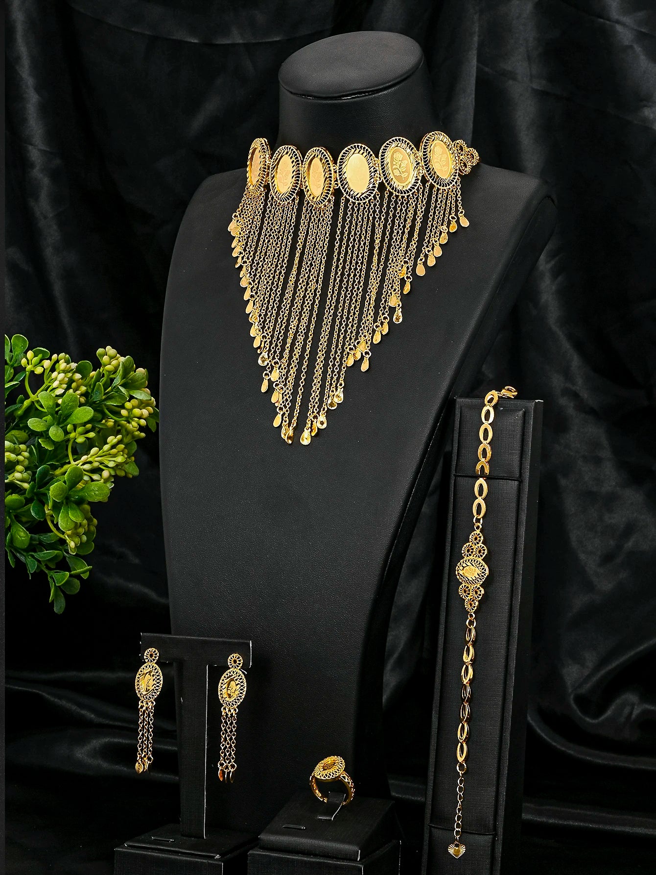 Dubai Fashion Wedding Jewelry Set for Women Round Necklace Tassels Bracelet Ring Earrings Sets African Bridal Gifts