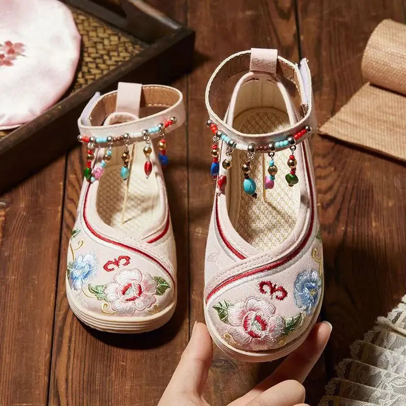 New Children's Ethnic Style Embroidered Canvas Shoes Non Slip Rubber Sole Linen Insole Breathable Hook Hanfu Shoes For Girls