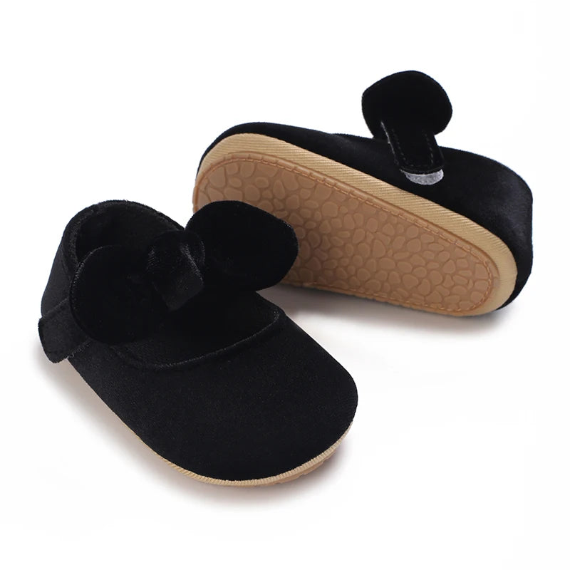 Cute White Lace Baby Girl Princess shoes Baby Moccasins Moccs Shoes Bow Fringe Rubber Soled Non-slip Footwear Crib Shoes