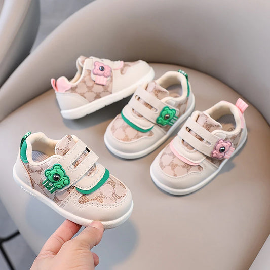 1 pairs Baby Shoes Spring New Baby Soft Sole Versatile kid's Walking Shoes Little Bear Girls Sports Shoes Cartoon Casual Shoes