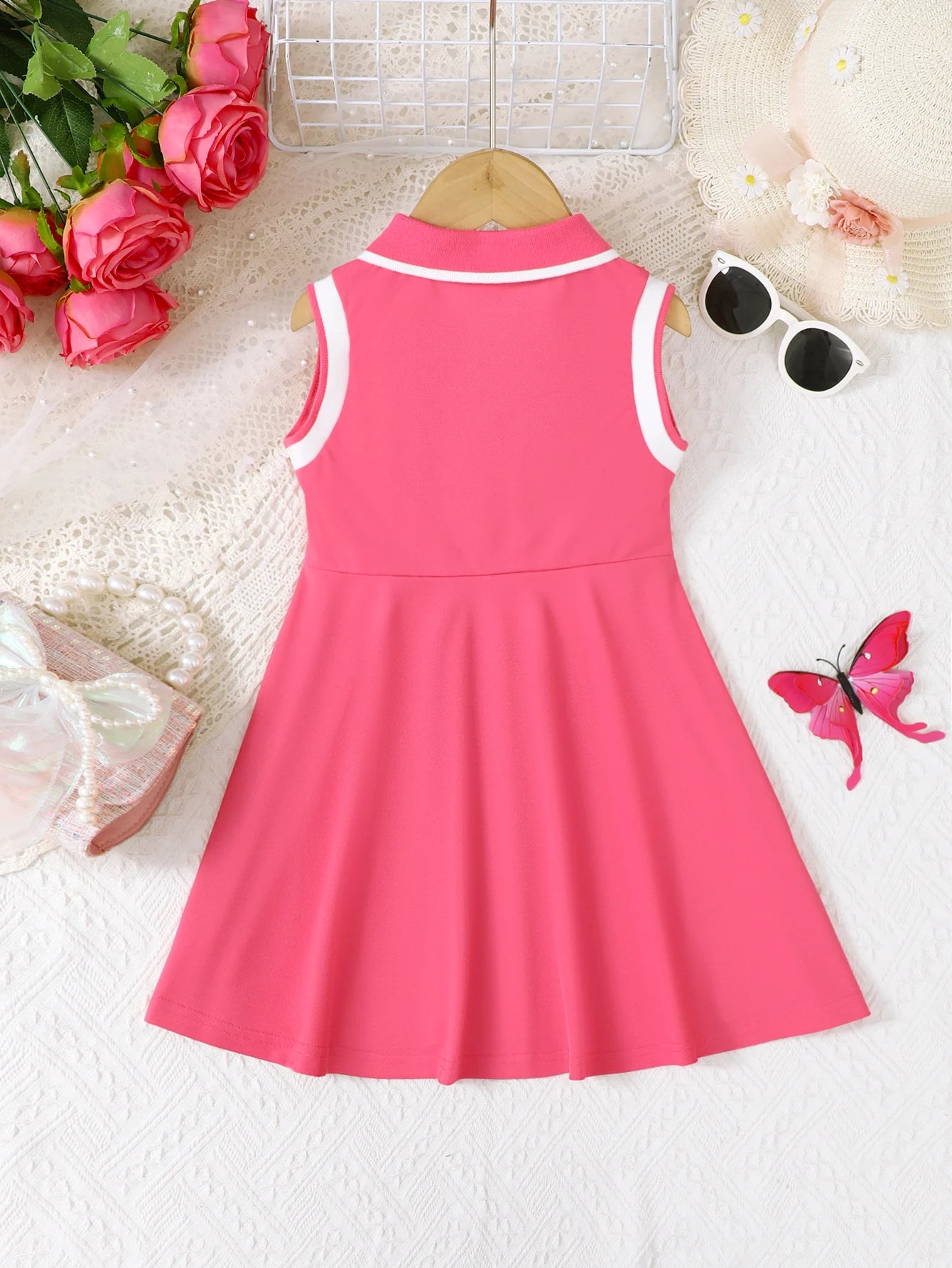 Girls' fashion college style sleeveless dress, cute, casual, comfortable, versatile, suitable for going out in spring and summer