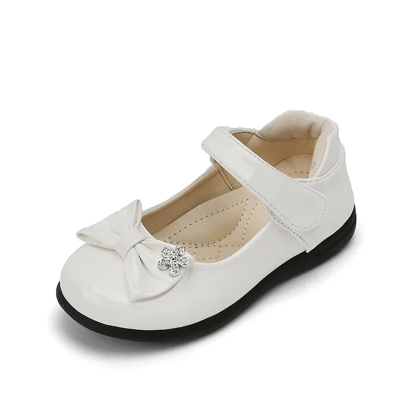 Glossy Kids Leather Shoes Simple Shallow Performance Shoes Black Bow with Crystal Flower Child Moccasin Shoes for Girls Casual