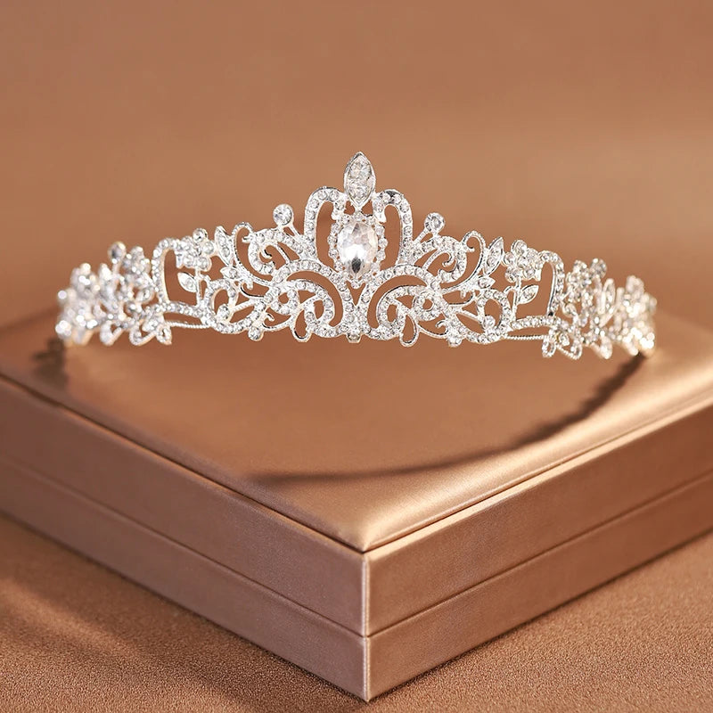 Itacazzo bridal headwear crown, classic Tiras suitable for women's weddings and birthday parties