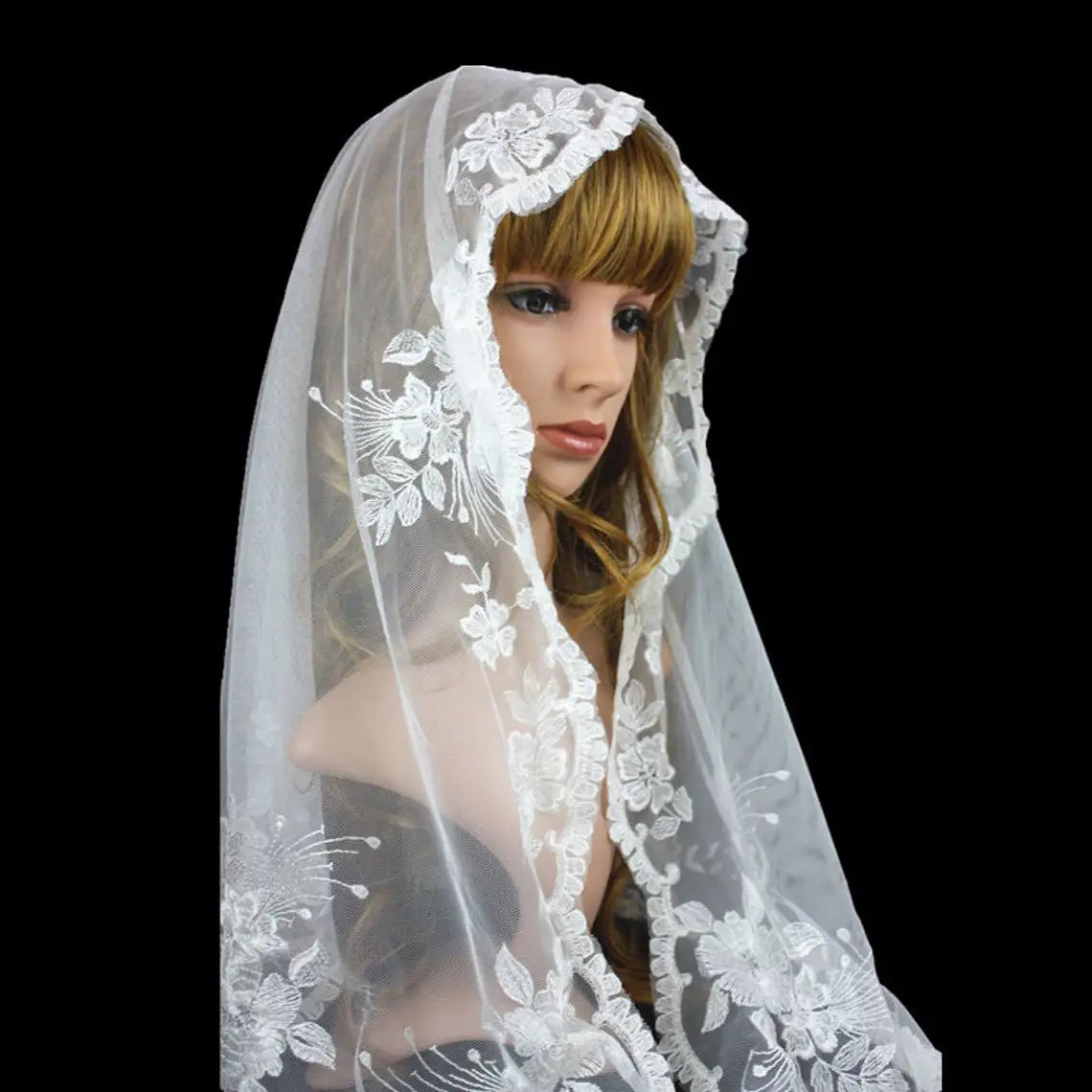 Large Size Half Moon Classic Spanish Style Lace Mantilla Women Head Covering Lace Catholic Veil