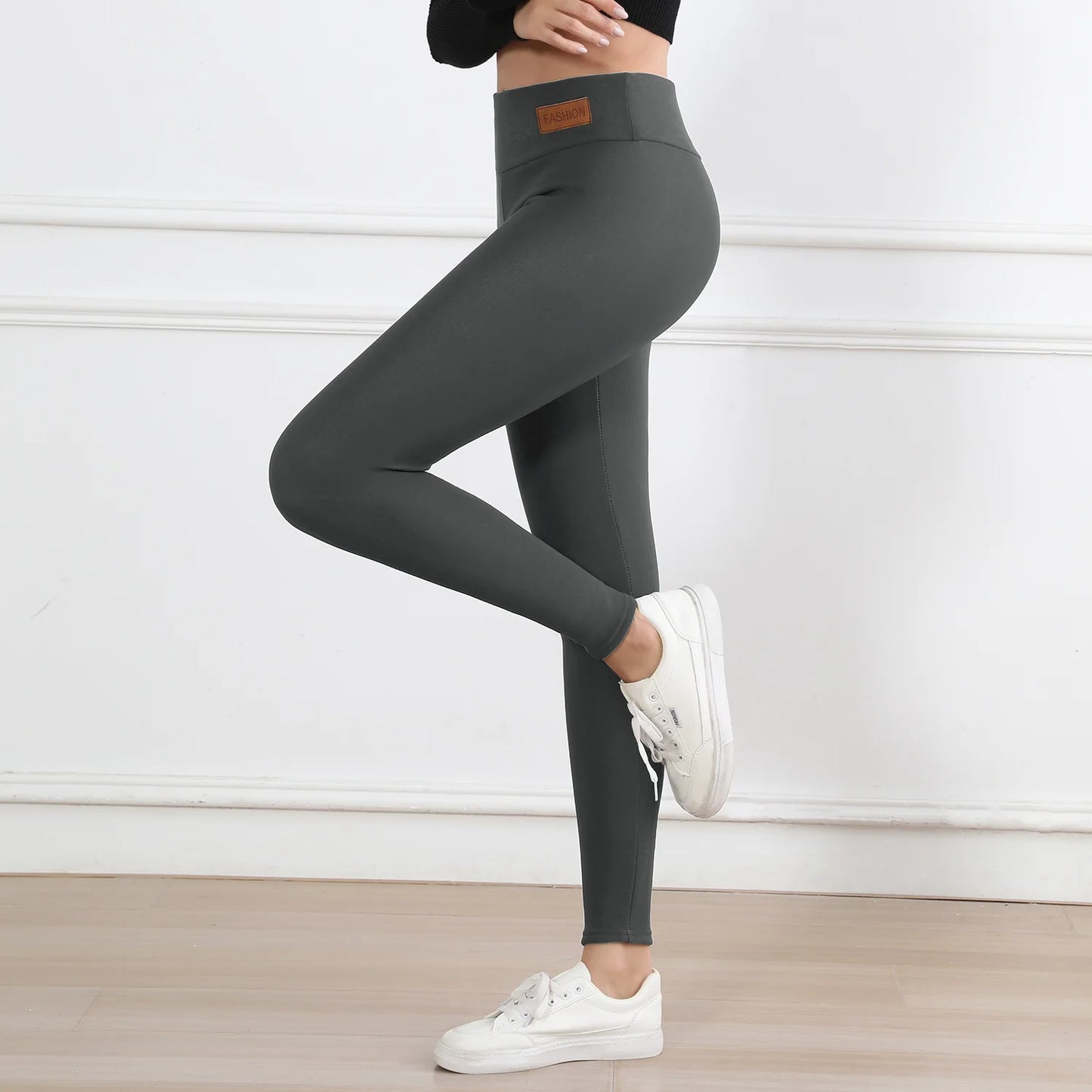 Winter Women Leather Leggings Fleece Lined Velvet Keep Warm Pants High Waist Leggings Women Solid Comfortable Stretchy Thermal