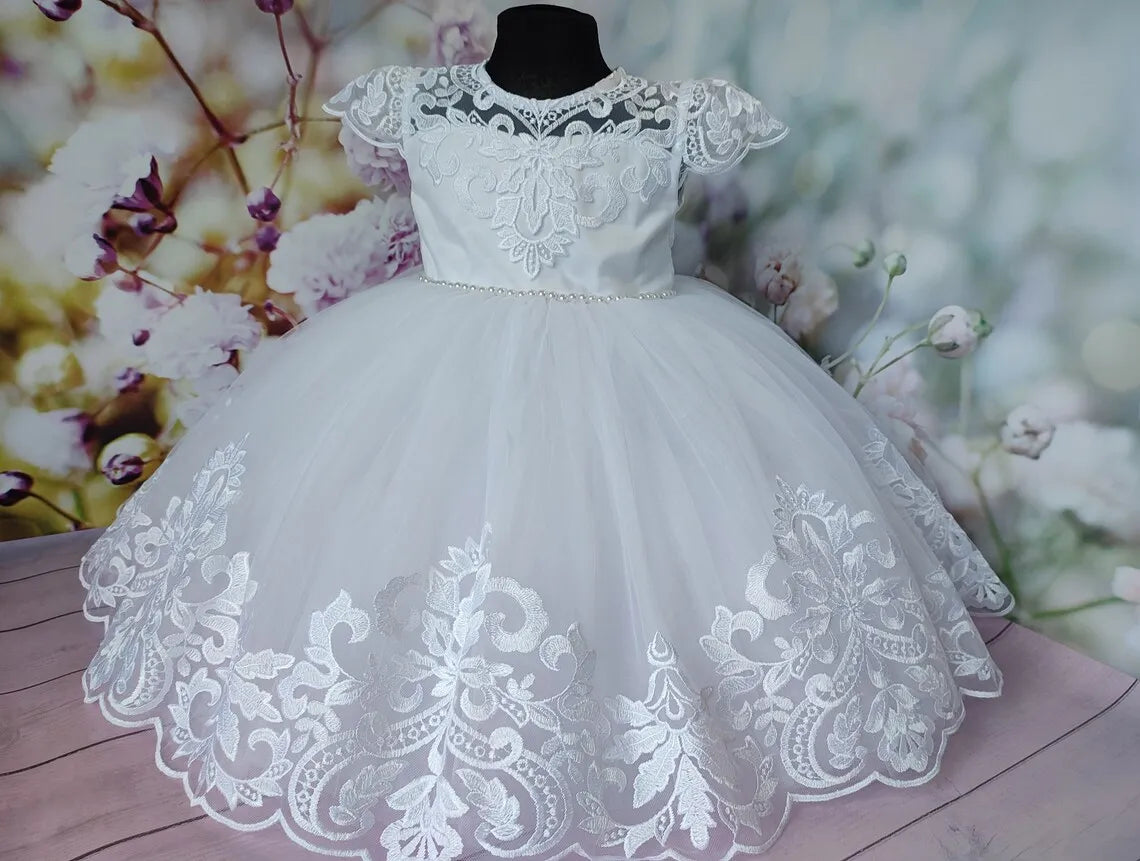 White Ball Gown Baby Christening Gowns Lace Appliques Bows Girls Baptism Pearls Newborn Kids Birthday First Communion Dresses