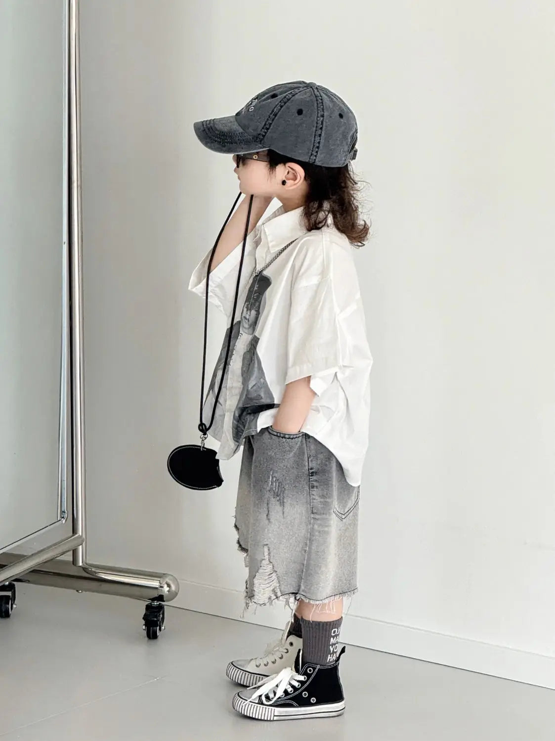 Boys' Sets Button Shirts Denim Shorts Two-piece Summer Suits 2025 New Korean Handsome Children's Street Hole Jeans Suits